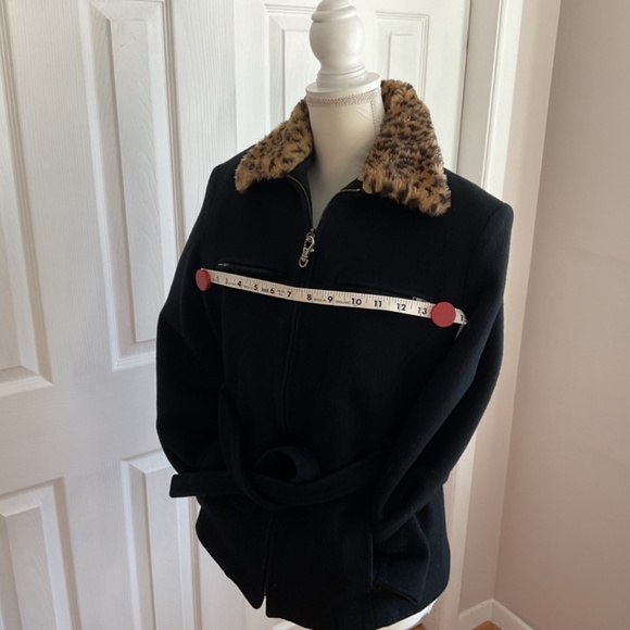 Women’s Jason Kole Waist Length Belted Wool Jacket with Animal Print Fur Collar - Picture 12 of 14